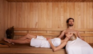 Saunaregeln: Darauf sollten Sie beim Saunieren achten!